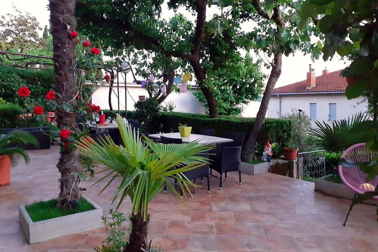 Apartments With Wifi Crikvenica - 5555 Eksteriør billede